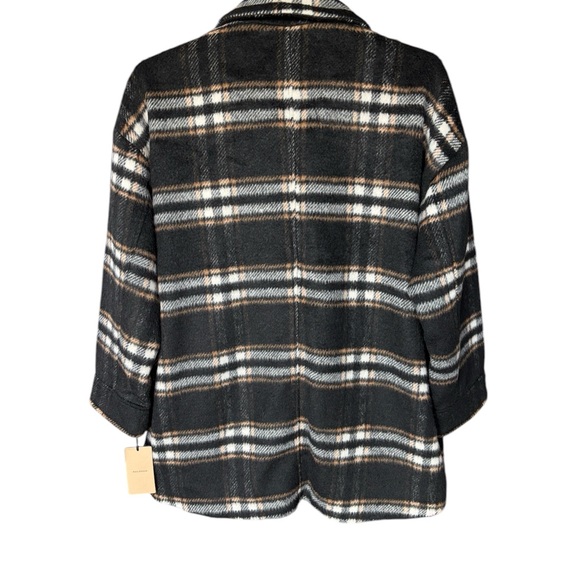 Halogen button down heavy weight mid length plaid coat with pockets. Brand new! - Picture 2 of 10